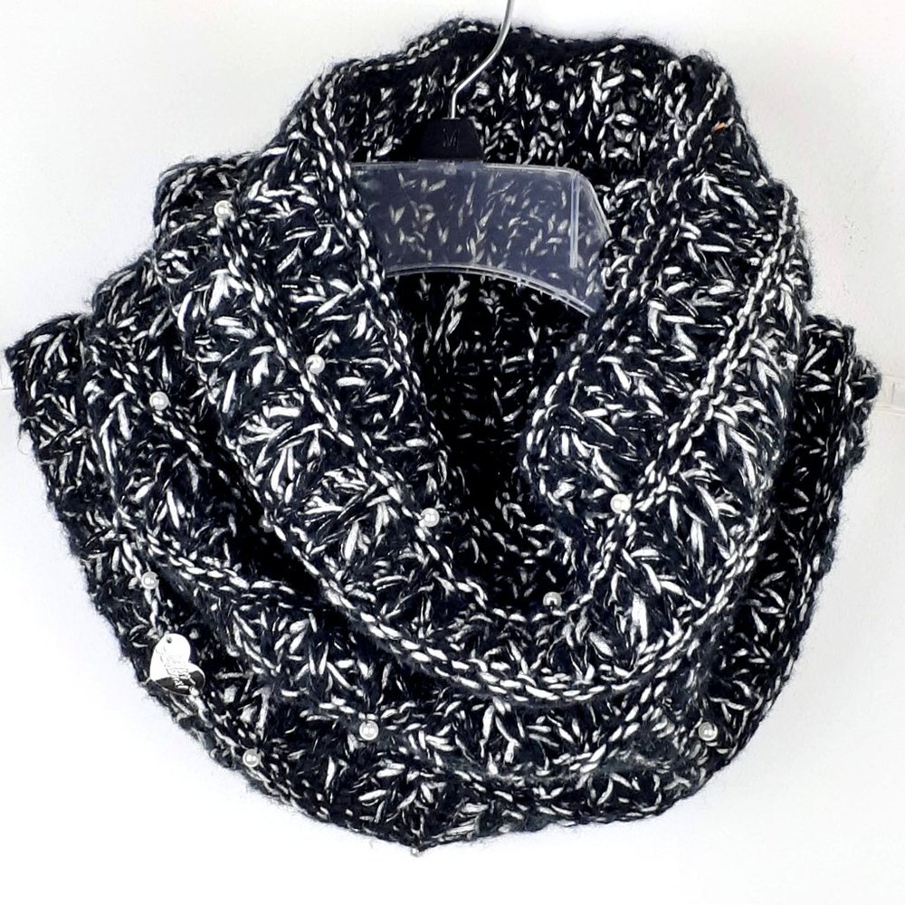 Pearl Accents Chunky Knit Infinity Scarf. Black Silver Cowl Designer Coquette